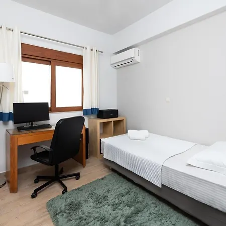 Ritas Modern In-city House Rhodes City