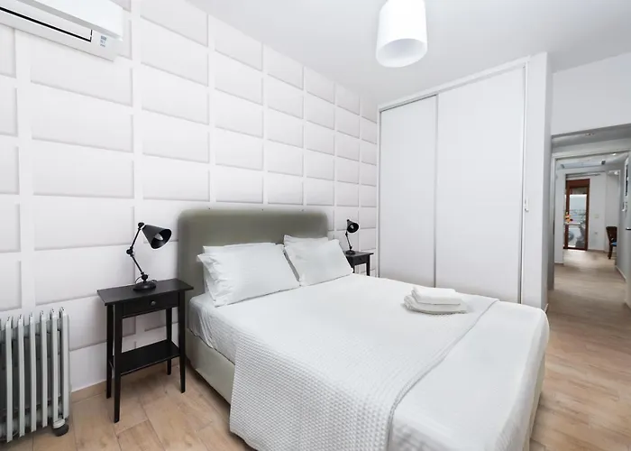 Ritas Modern In-city House 펜션 Rhodes City