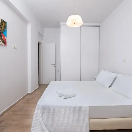 Feriehus Ritas Modern In-city House